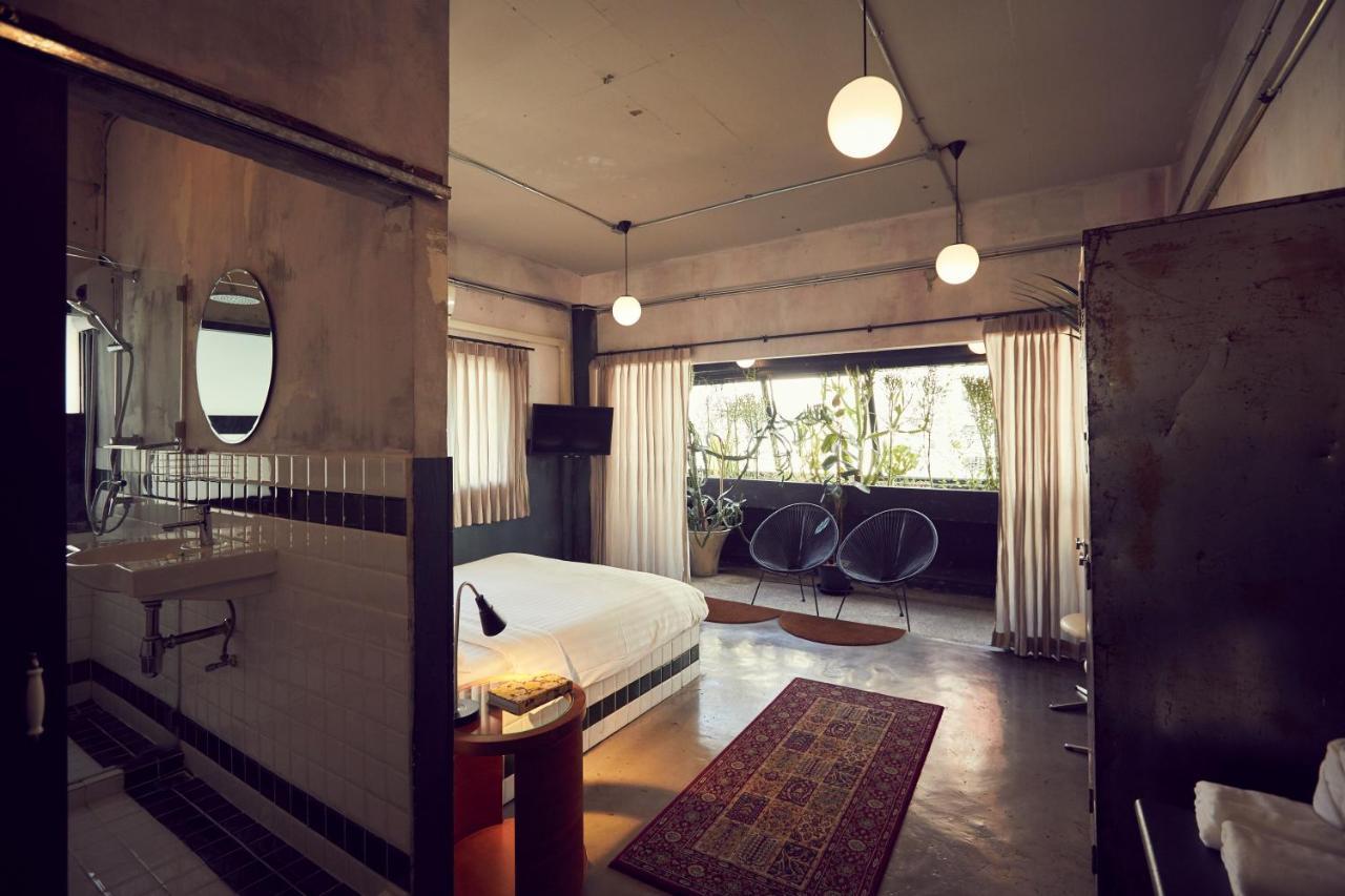 The Mustang Nero Hotel Бангкок Экстерьер фото